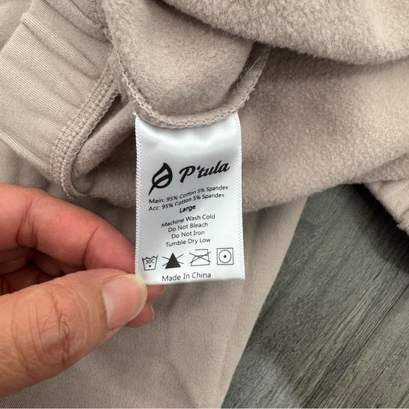 P'tula Mara Scrunch Women's Beige Tan Crop Sweatshirt Size Large - Picture 6 of 10